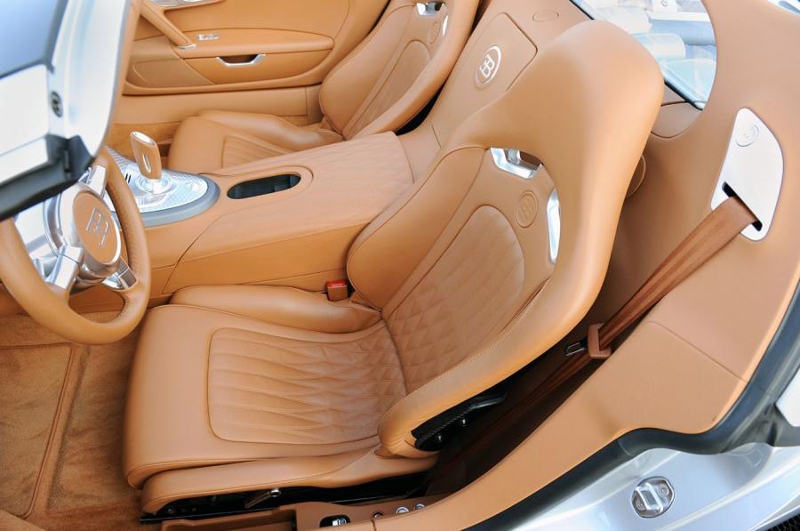  Bugatti Veyron 16.4 Grand Sport 2009 года  (фото 50 из 96)